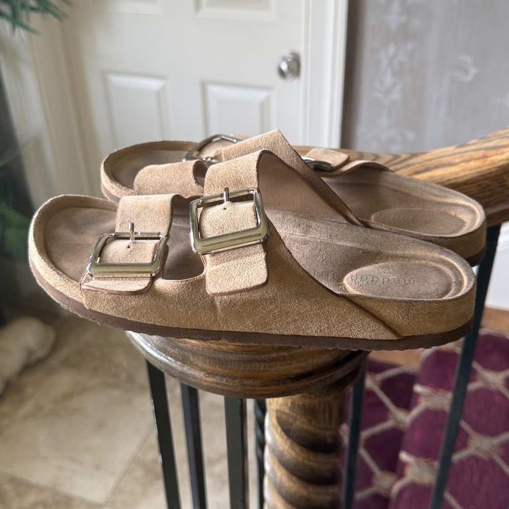 MADDEN GIRL suede sandals, double strap size 8 1/2 - Picture 4 of 8